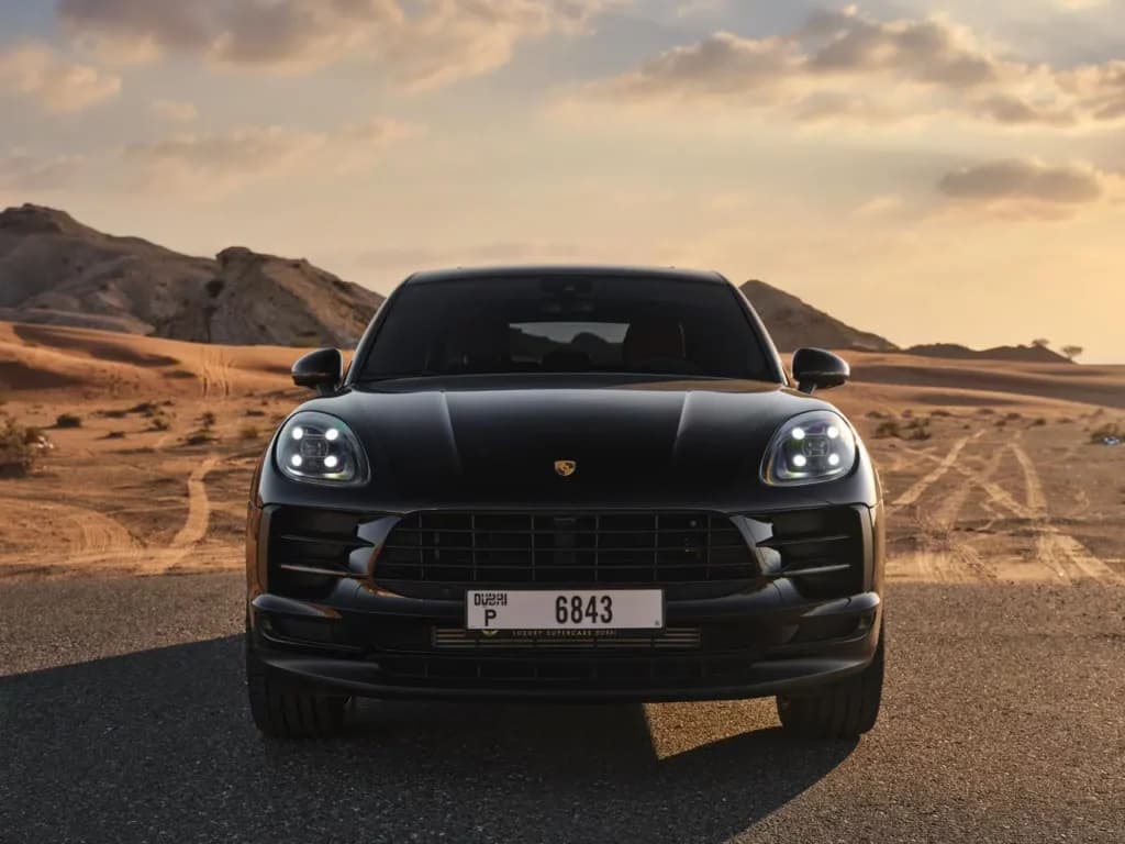Porsche Macan Sports — alternate view