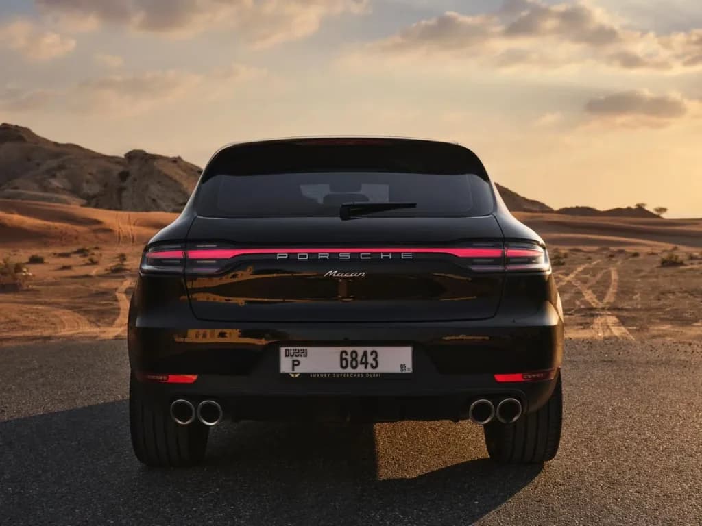 Porsche Macan Sports — 5 of 9