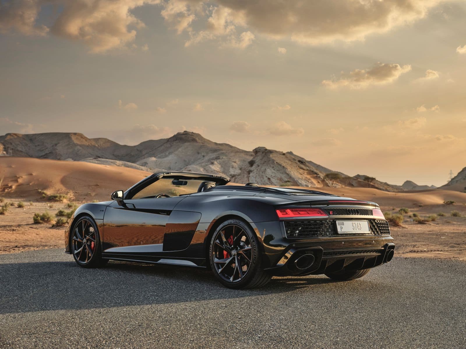 Audi R8 Spyder — 2 of 5