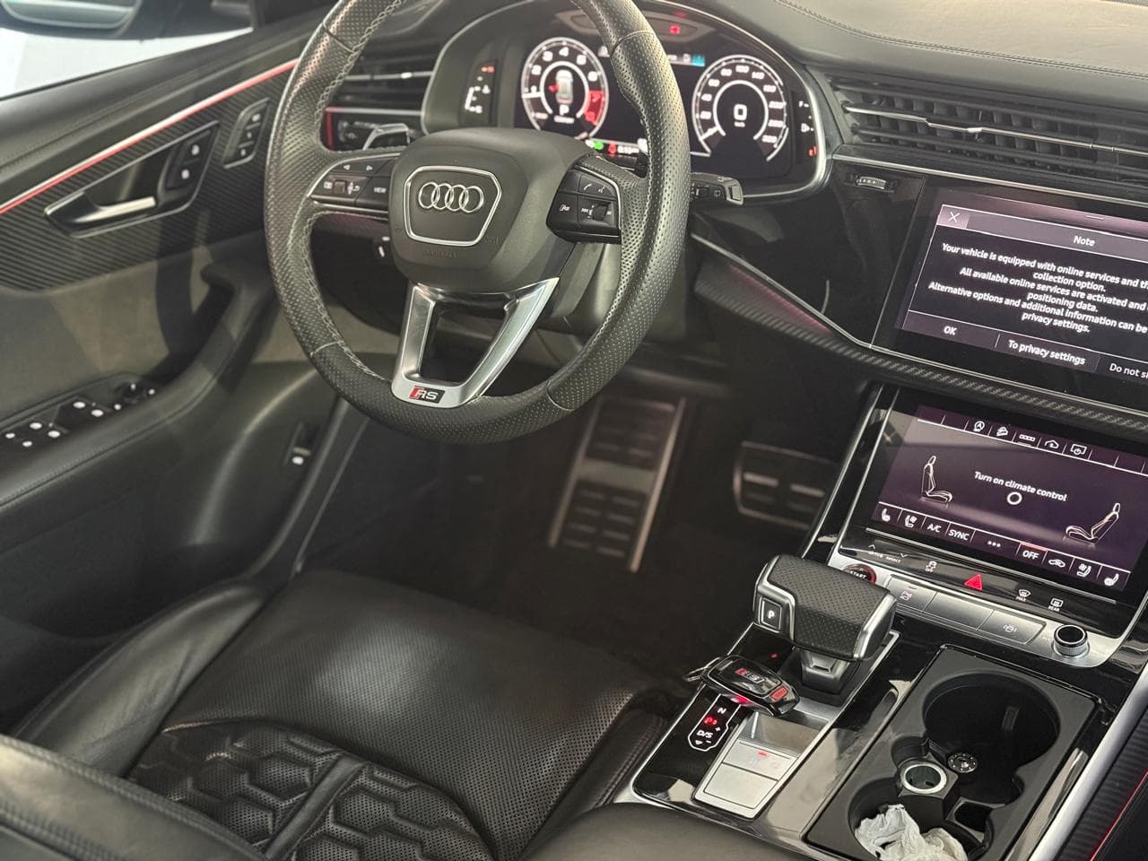 Audi RSQ8 — 6 of 7