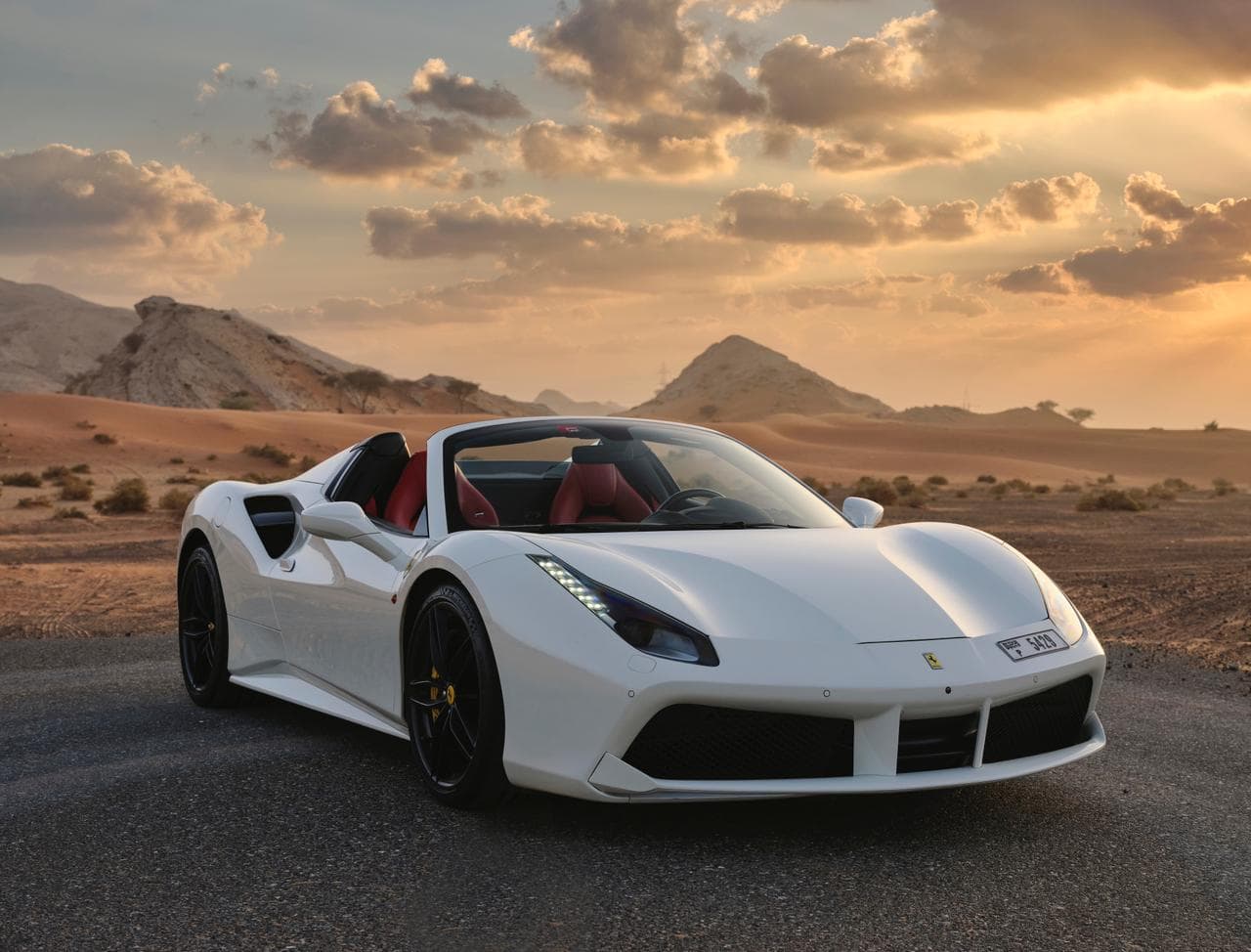 Ferrari 488 Spyder White — 1 of 5