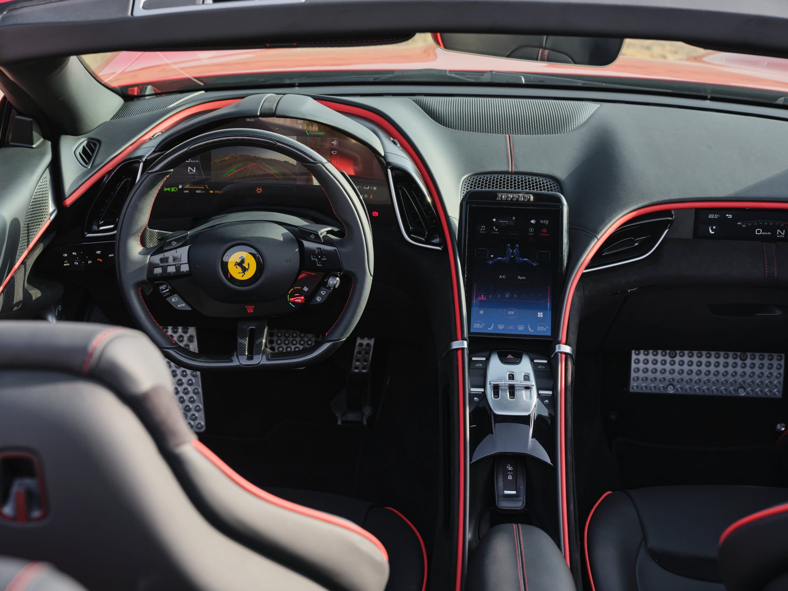 Ferrari Roma Spyder — 10 of 13