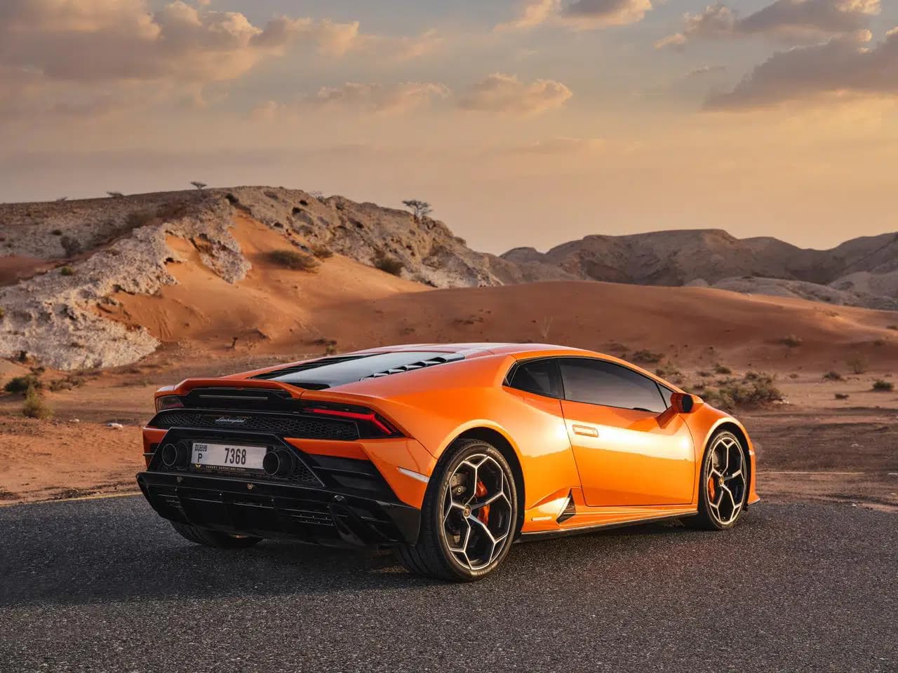 Lamborghini Huracan EVO Coupe — 3 of 7