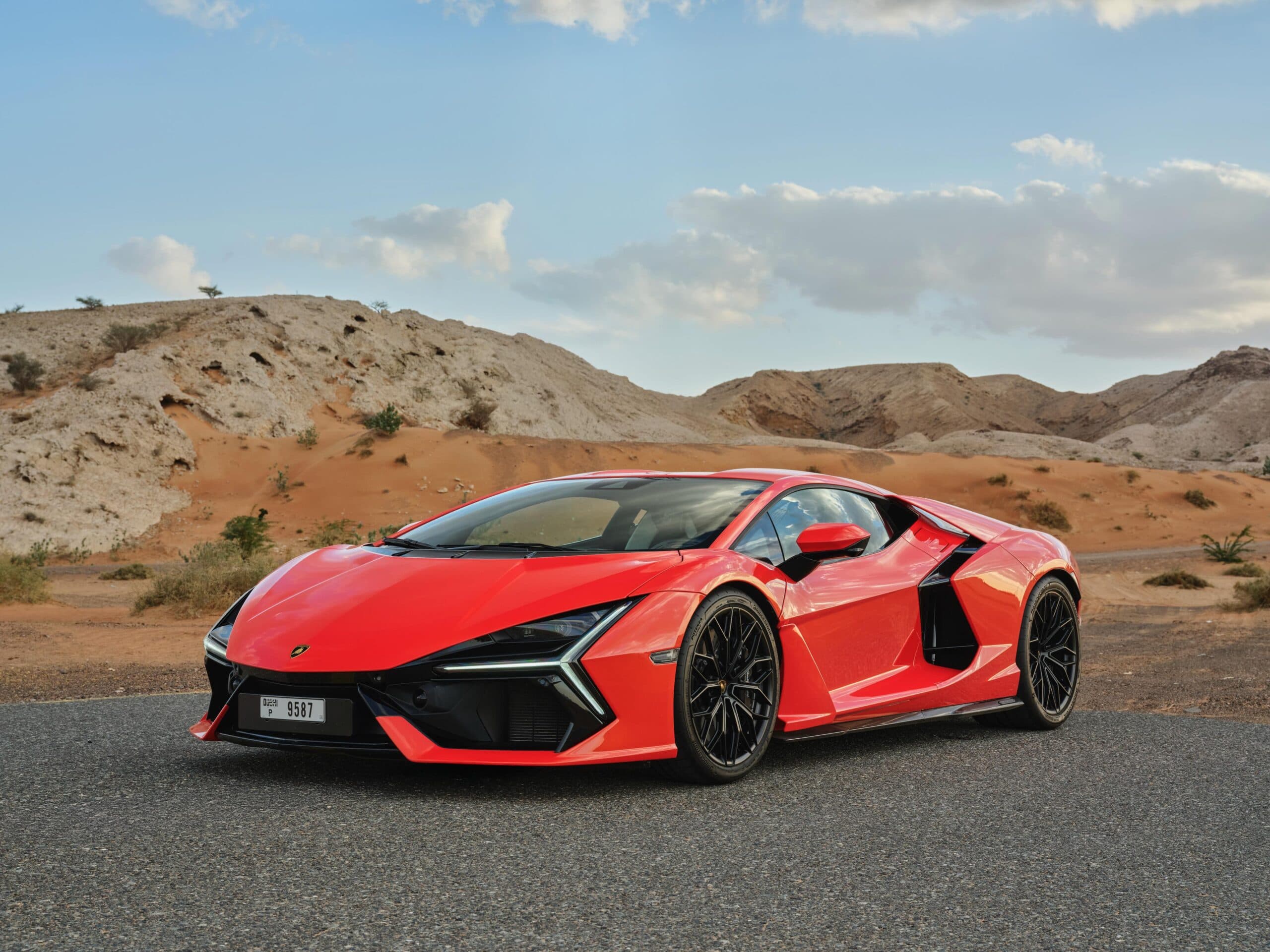 Lamborghini Revuelto — 6 of 14