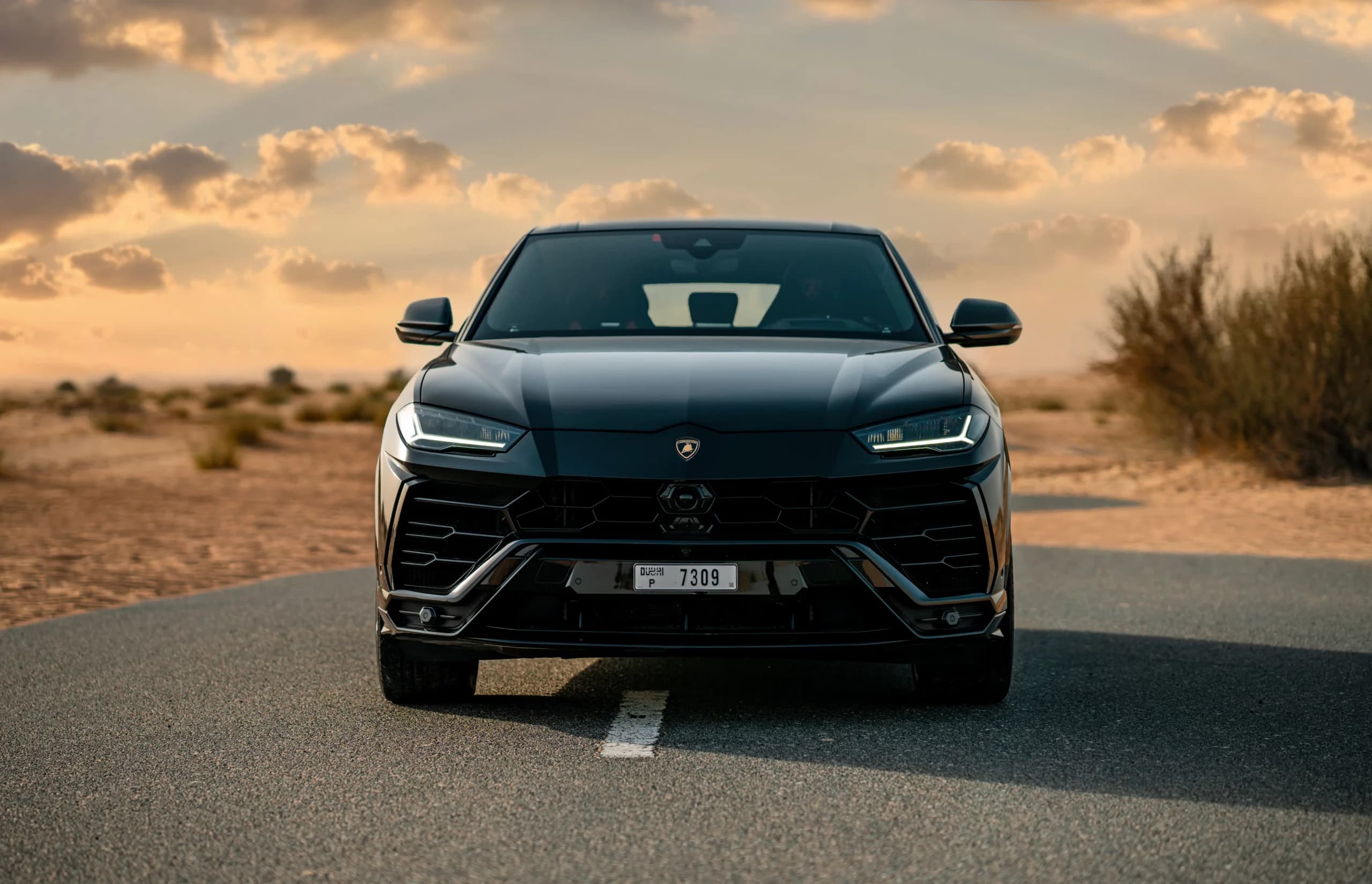Lamborghini Urus Black — 3 of 4