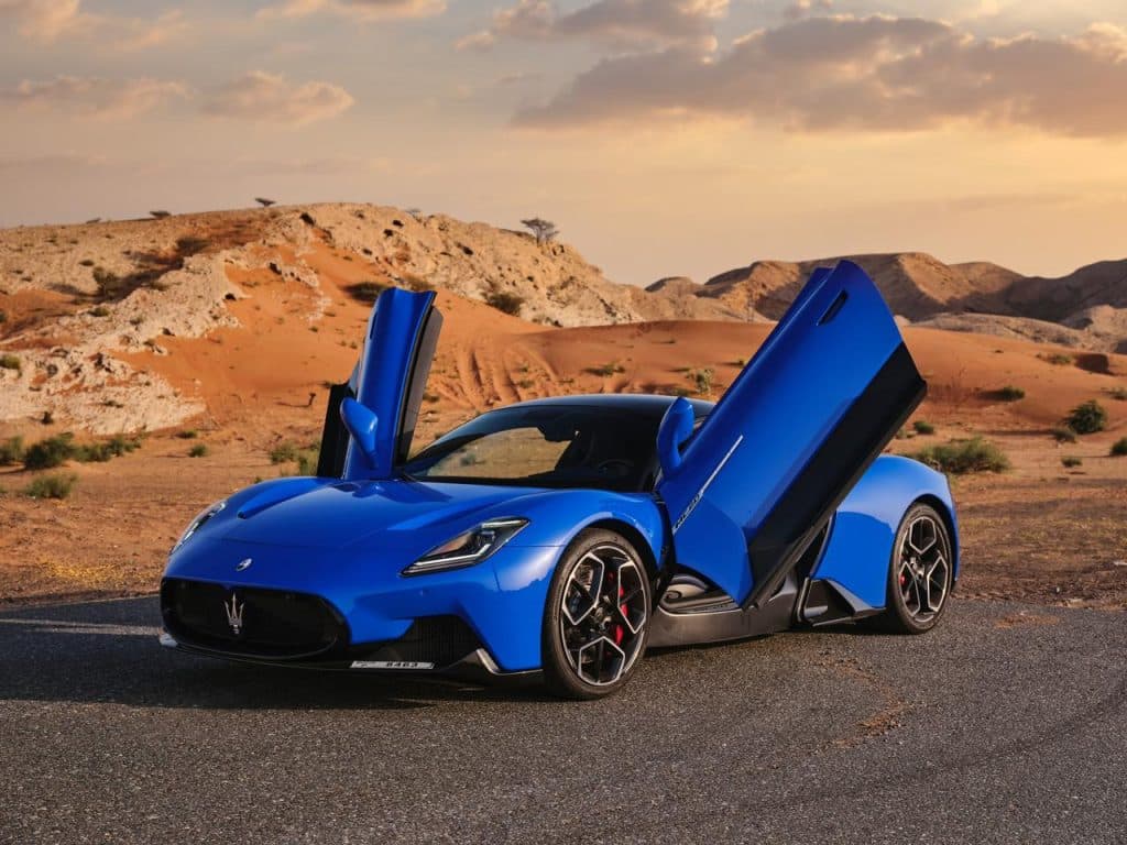 Maserati MC20 — 3 of 10